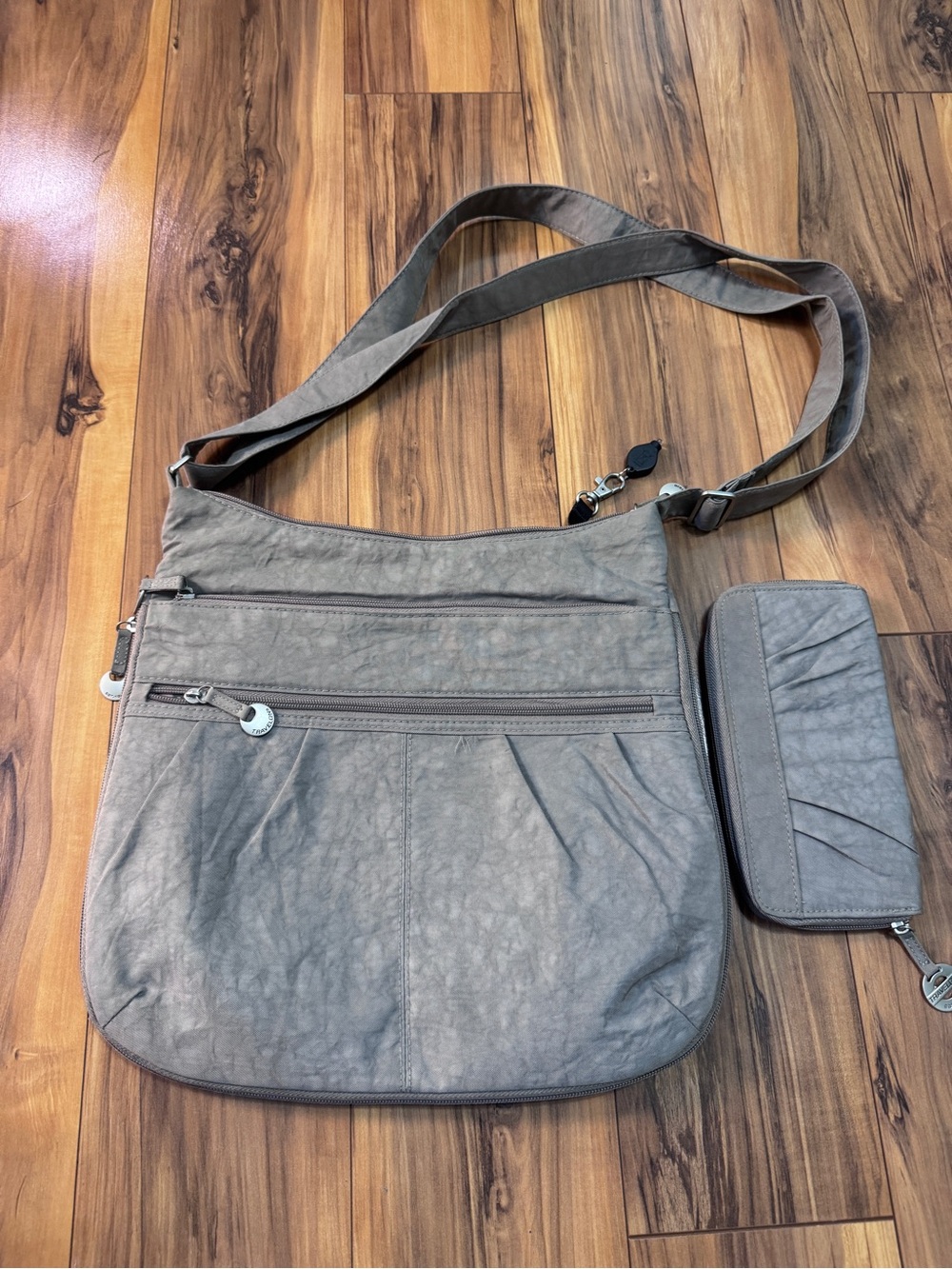 Travelon Anti-Theft Crossbody Shoulder Bag with Matching Wallet
